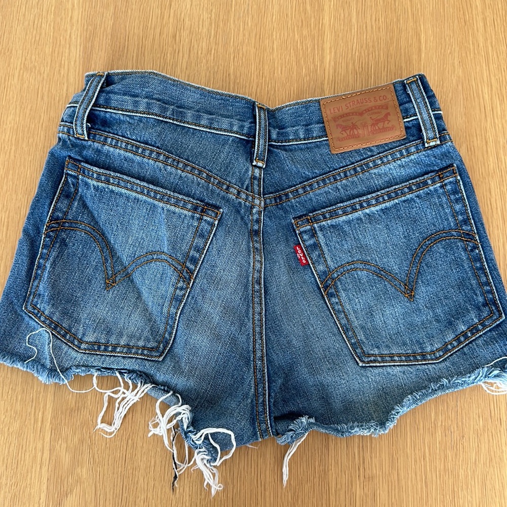 Levi denim short shorts